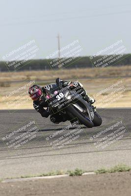 media/Sep-07-2024-Pacific Track Time (Sat) [[9bb89f5e83]]/A group/Phone Wall Paper 1000am/